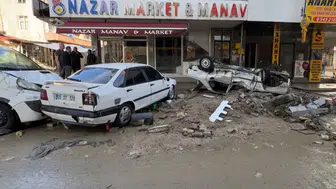 Havza ilçesinde selin ardından temizlik çalışmaları devam ediyor