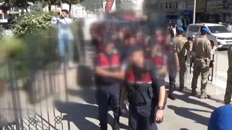 Yasa dışı bahis ve dolandırıcılık operasyonunda 23 kişi yakalandı