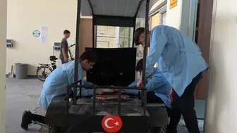 Siverekli öğrenciler güneş enerjili araç üretti