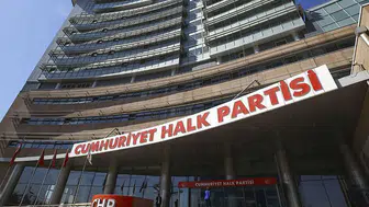 CHP’de yaprak dökümü! 28 üye Parti Meclisi'nden istifa etti