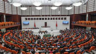 TBMM'nin çalışma süresi uzatıldı
