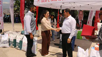 1387 depremzede çiftçiye tohum desteğinde bulunuldu