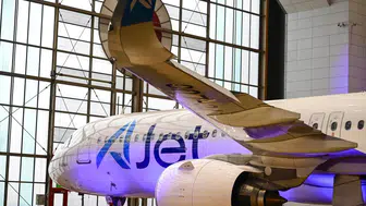 AJet, bir günde 101 bin 545 kişiyi taşıyarak günlük yolcu rekoru kırdı