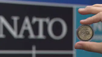 NATO Zirvesi anısına tedavülde kullanılacak özel 5 lira basıldı