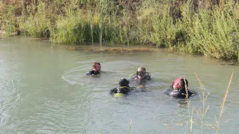 Antalya’da sulama kanalı yanında eşyaları bulunan kişi aranıyor