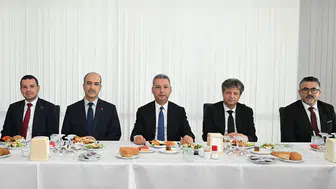KSÜ Rektörü Okumuş, gazetecilere üniversitenin hedeflerini anlattı