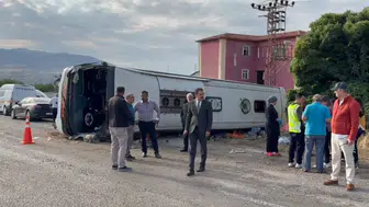 Kırıkkale'de yolcu otobüsü devrildi! 41 kişi yaralandı