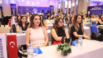 Halkbank'tan yaklaşık 280 bin kadın girişimciye 140 milyar lira finansman