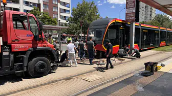 Tramvayın çarptığı genç hayatını kaybetti