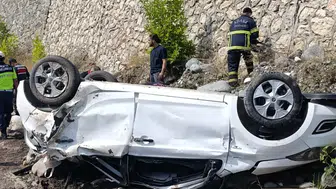 Adana'da dere yatağına devrilen otomobildeki 2 kişi öldü, 1 yaralı