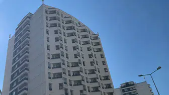 Kayseri'de otelin 5. katından atıldığı iddia edilen kadın öldü