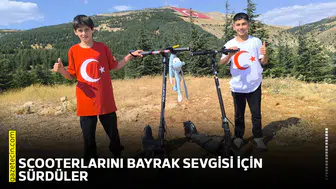 Scooterlarını bayrak sevgisi için sürdüler