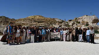 Kamp için Hasankeyf'e gelen gençler, hayranlıklarını gizleyemedi