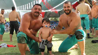 Malatya'da 73. Zengibar Karakucak Güreş ve Kültür Festivali sürüyor