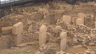 Göbeklitepe'de yeni kazılarda dörtgen planlı yapılar ortaya çıktı