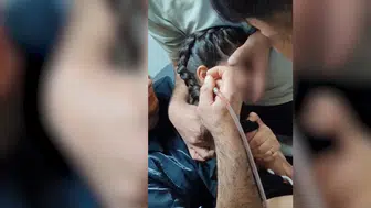 Kulak ağrısı şikayetiyle hastaneye gitti, kulağından kene çıkarıldı