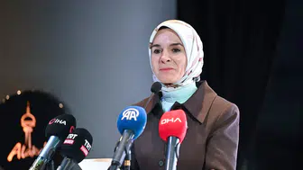 Bakan Göktaş, Singapur Milli Günü Resepsiyonu'nda konuştu