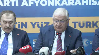 Milli Savunma Bakanı Güler, Afyonkarahisar'da partisinin il teşkilatıyla buluştu