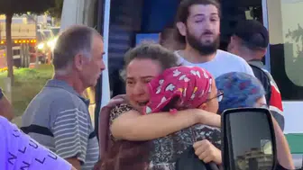 Düzce'de tır ile tarım aracı çarpıştı! 4 kişi öldü, 9 kişi yaralandı