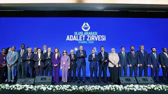 Adalet Bakanı Gürlek’ten dünyaya küresel adalet çağrısı!