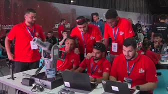 Yabancı öğrenciler TEKNOFEST'te hava savunma projesi için bir araya geldi