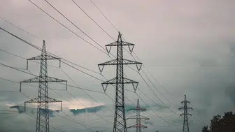 Elektrik iletim ve dağıtım altyapısına 80 milyar dolar yatırım