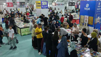 Kahramanmaraş Kitap Fuarı 9'uncu gününde binlerce ziyaretçiyi ağırladı