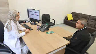 25 yıllık sigara bağımlılığından hastaları sağlık taramasına götürürken kurtuldu