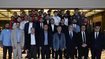 Görgel, “Basketbol takımımız şehrimizi en güzel şekilde temsil ediyor”