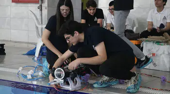 Su altı aracı tasarlayan öğrenciler Kanada'daki dünya finalinde yarışacak