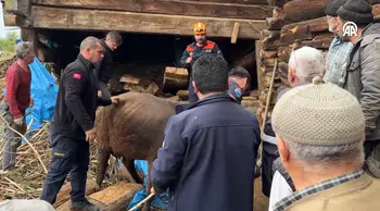 Ahır çöktü! Enkaz altında kalan kadın hayatını kaybetti