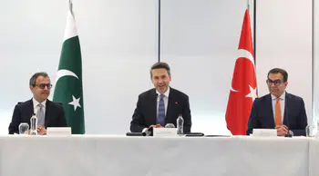 Pakistan’ın elektrik özelleştirmesine destek