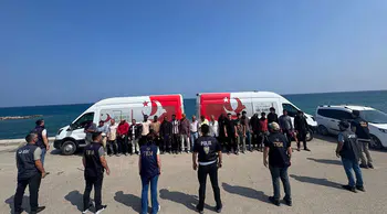 Hatay'da 21 yabancı uyruklu İl Göç İdaresi Müdürlüğüne götürüldü