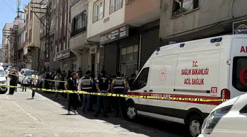 Önce eski eşini bıçakladı sonra kendi canına kıydı