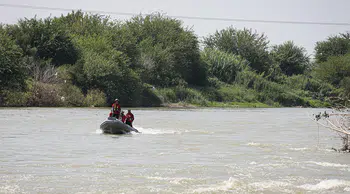Ceyhan Nehri'nde kaybolan 2 çocuğu arama çalışması sürüyor