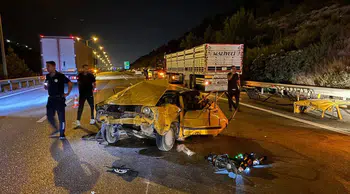 Hatay'da 3 aracın karıştığı trafik kazasında 1 kişi öldü, 4 yaralı