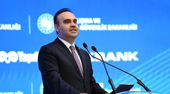 Bakan Kacır, “Dünyanın dört bir yanından akademisyenler burada”