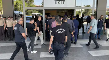 Girne açıklarında yolcu gemisi alabora oldu! Kriz masası kuruldu