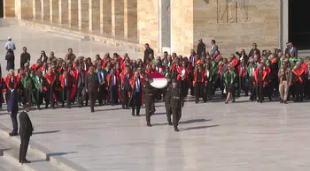 Yargıtay heyetinden adli yılın açılışı dolayısıyla Anıtkabir'e ziyaret