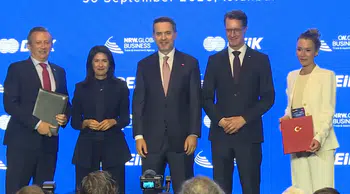 Bakan Bayraktar’dan Almanya ile yeni nesil enerji projeleri için işbirliği çağrısı