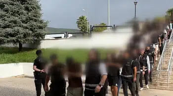 Suç örgütlerine yönelik eş zamanlı operasyonda 42 şüpheli yakalandı