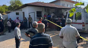 Cani baba oğlunu tahrayla öldürdü, gelini ve torununu yaraladı