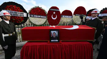 Pençe-Kilit operasyon bölgesinde şehit olan Uzman Çavuş, toprağa verildi