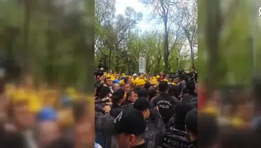 Ankara'da izinsiz gösteri!  10 polis yaralandı