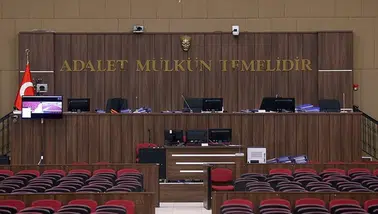 Depremde 2 kişinin öldüğü apartmanın yıkılmasına ilişkin davada karar çıkmadı