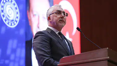 Bakan Işıkhan, Geleceğin Dijital Meslekleri Zirvesi’ne katıldı