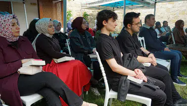 Alev Alatlı eserleri gençlerle buluştu! Katılımcılara Kapadokya ödülü heyecanı