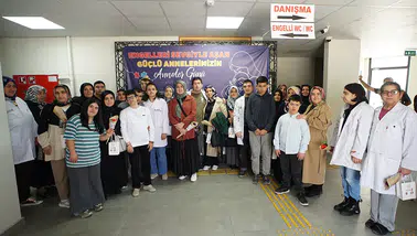 Kahramanmaraş Engelsiz Yaşam Merkezi’nde Anneler Günü bir başka güzel