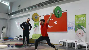 Milli Halterci Harun Algül'ün hedefi dördüncü Avrupa şampiyonluğu