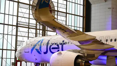 AJet, bir günde 101 bin 545 kişiyi taşıyarak günlük yolcu rekoru kırdı